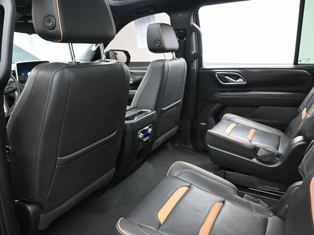 Used 2023 GMC Yukon XL AT4 w/ AT4 Premium Package image 29