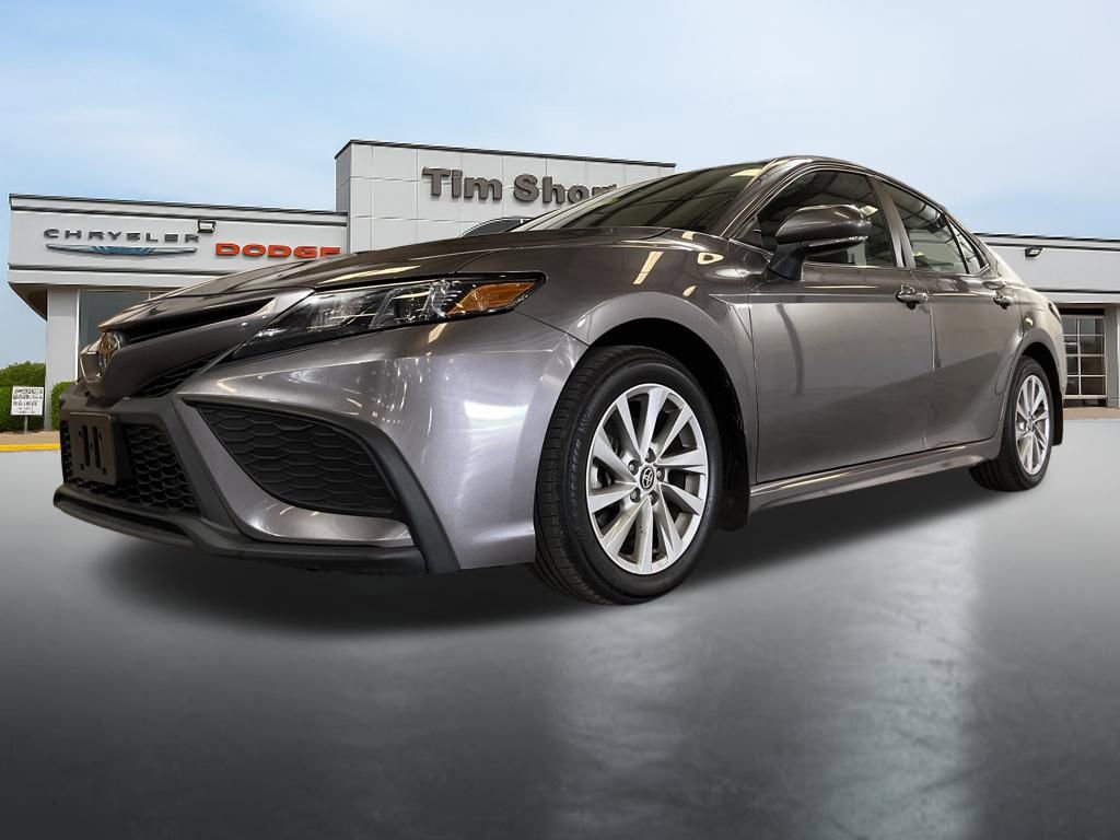 Used 2024 Toyota Camry SE image 10