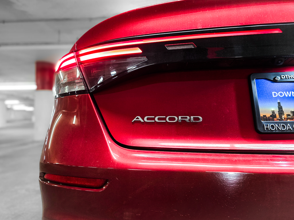 Used 2024 Honda Accord EX image 9