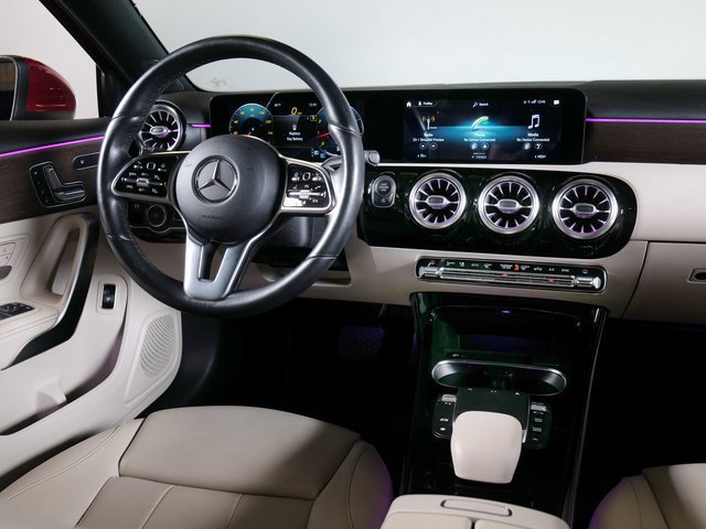Used 2021 Mercedes-Benz A 220 4MATIC image 12