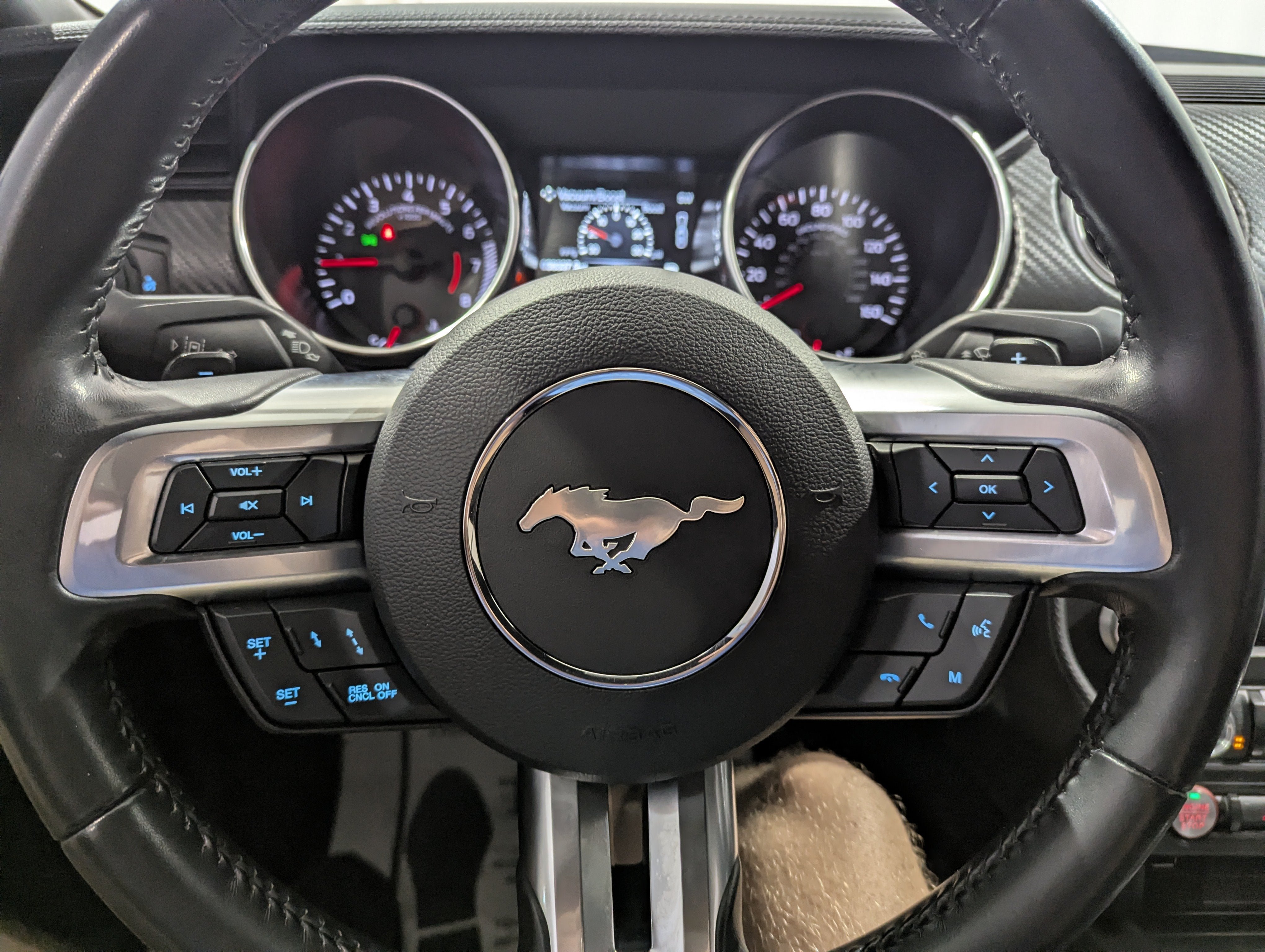 Used 2019 Ford Mustang Convertible w/ Ford Safe & Smart Package RWD image 12