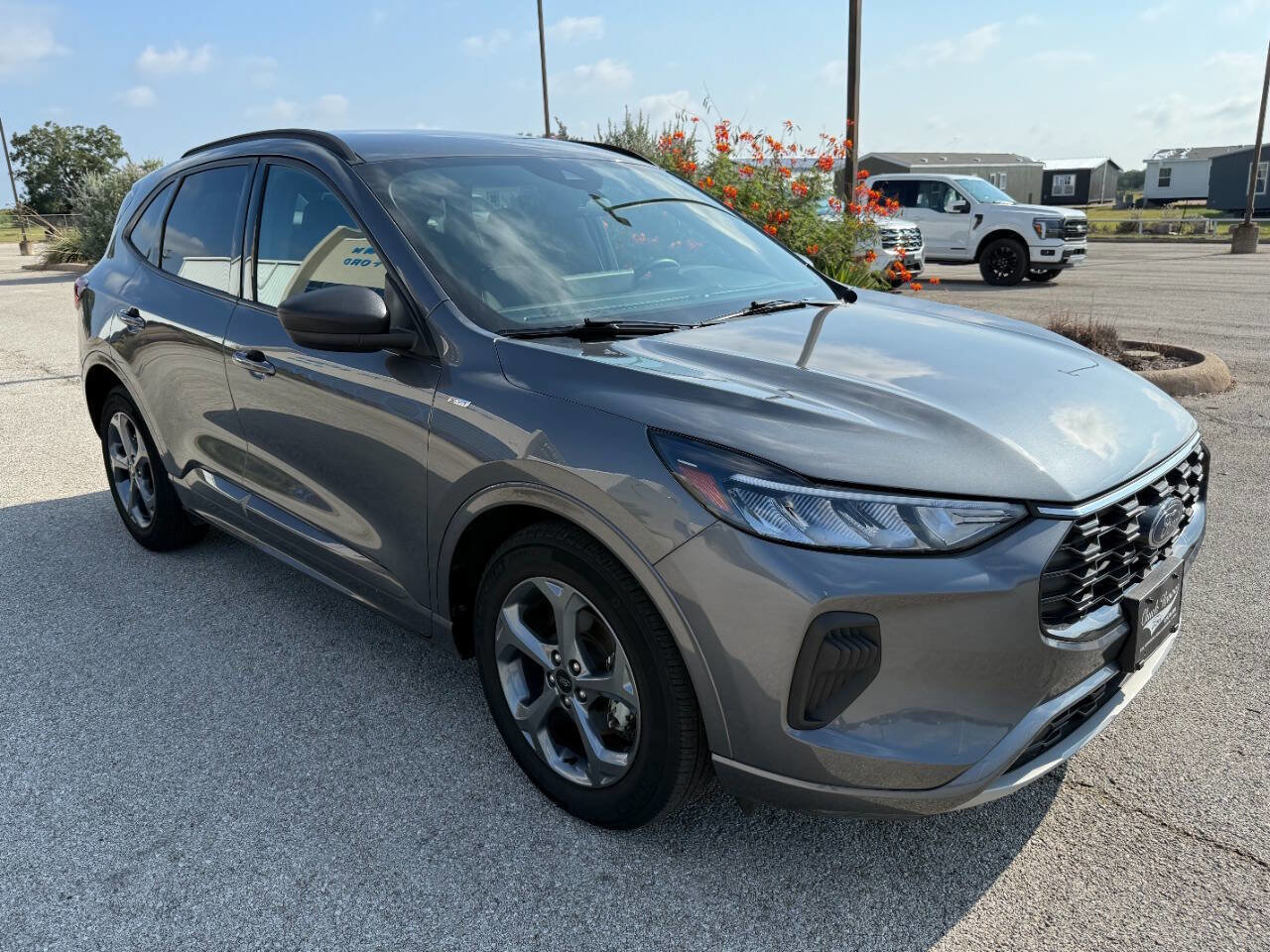 Used 2024 Ford Escape ST-Line w/ Tech Pack #1 FWD image 7