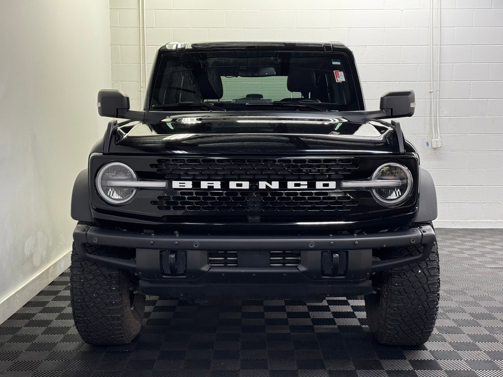 Used 2024 Ford Bronco Wildtrak image 5