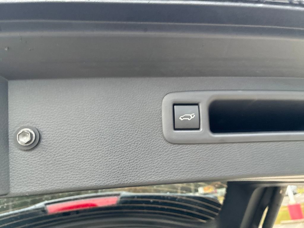 New 2026 Toyota Highlander XSE image 37