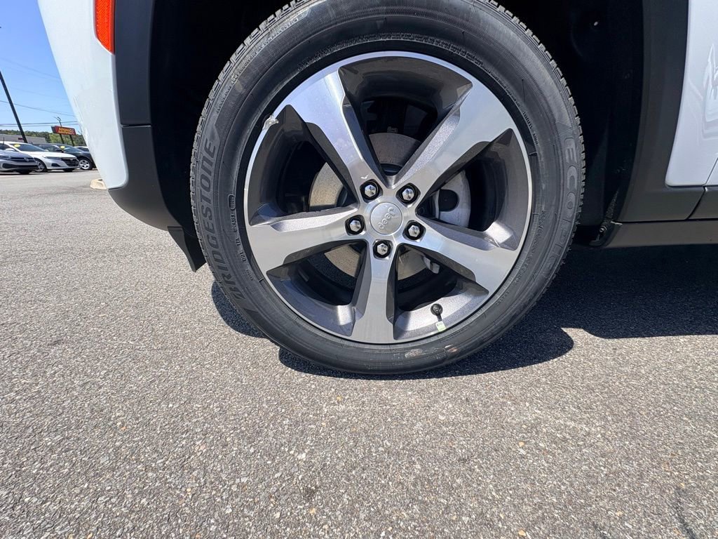 New 2026 Jeep Grand Cherokee Limited AWD/4WD image 15