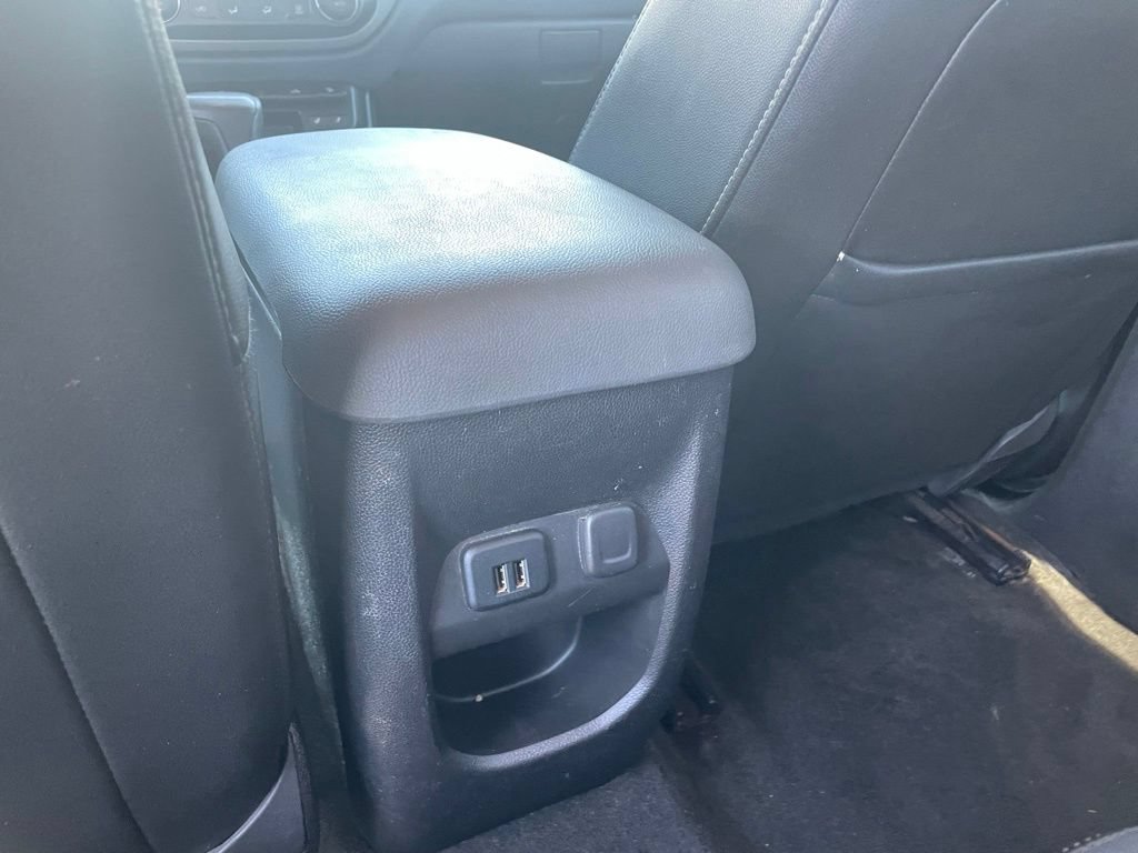 Used 2015 Chevrolet Colorado Z71 AWD/4WD image 22