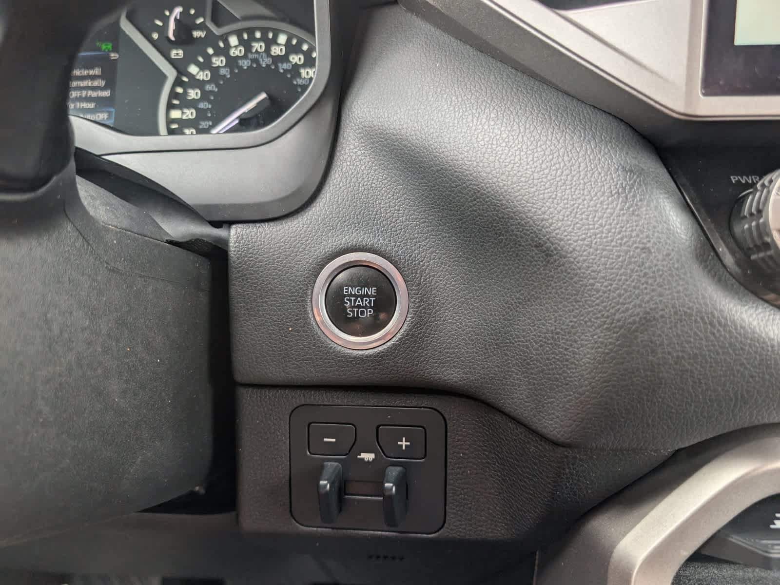 Used 2022 Toyota Tundra Limited AWD/4WD image 26