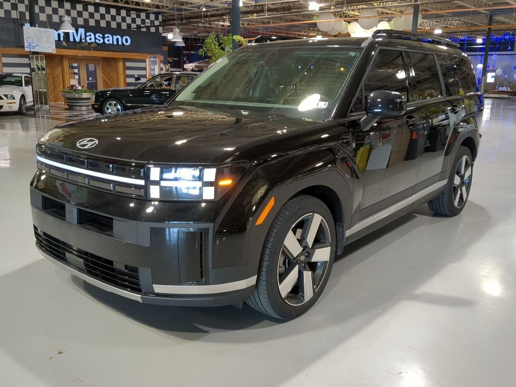 Used 2024 Hyundai Santa Fe Limited image 1