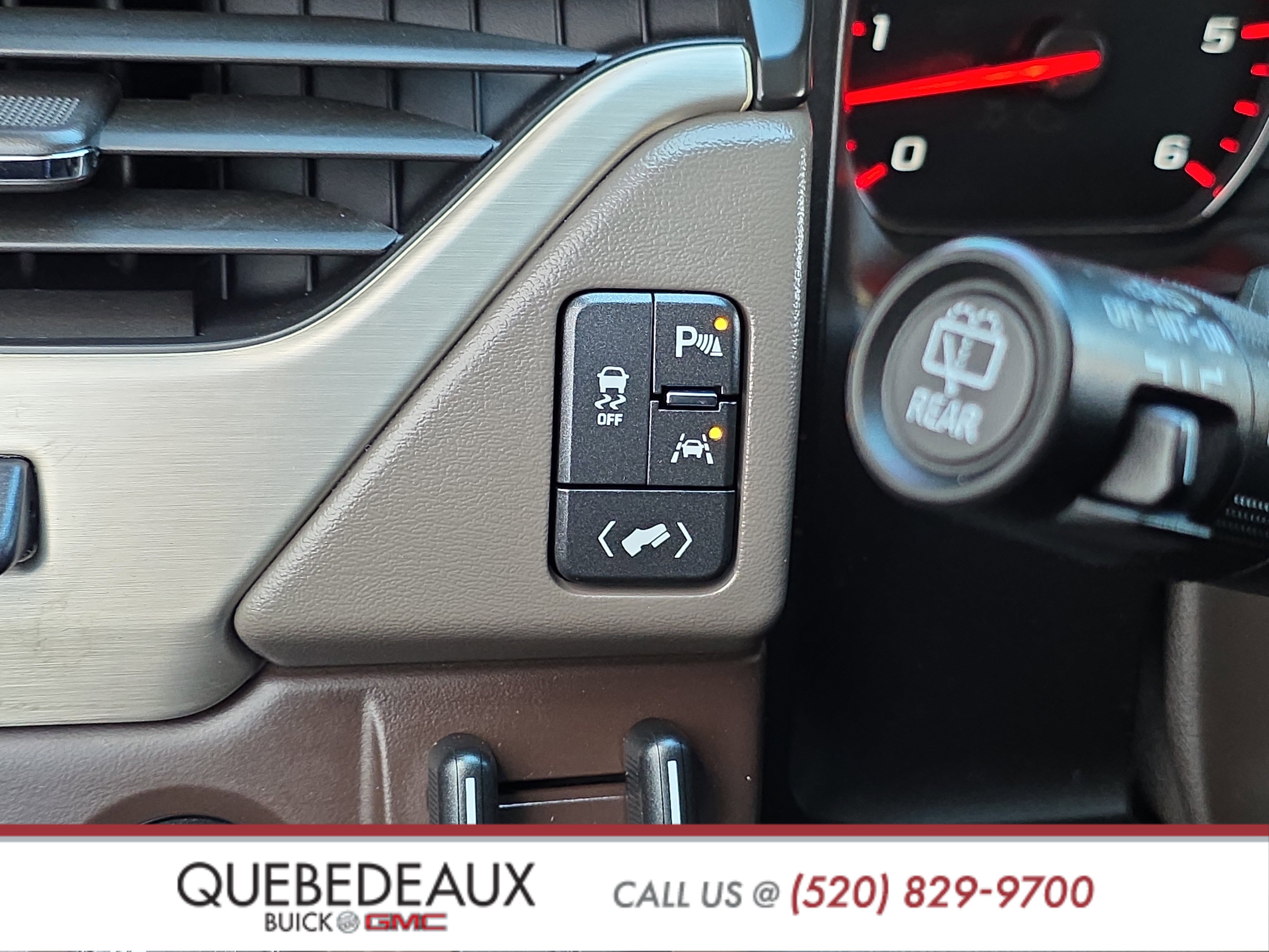 Used 2016 GMC Yukon Denali AWD/4WD image 25