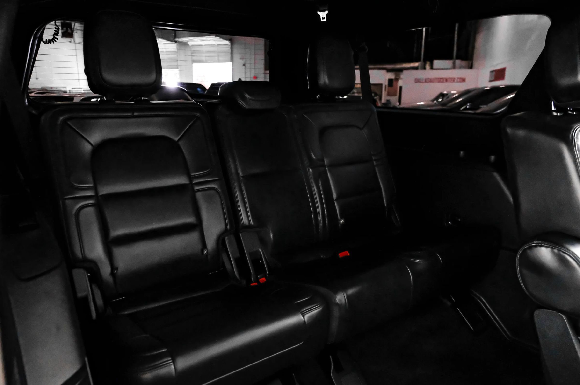 Used 2023 Lincoln Navigator L Reserve RWD image 36