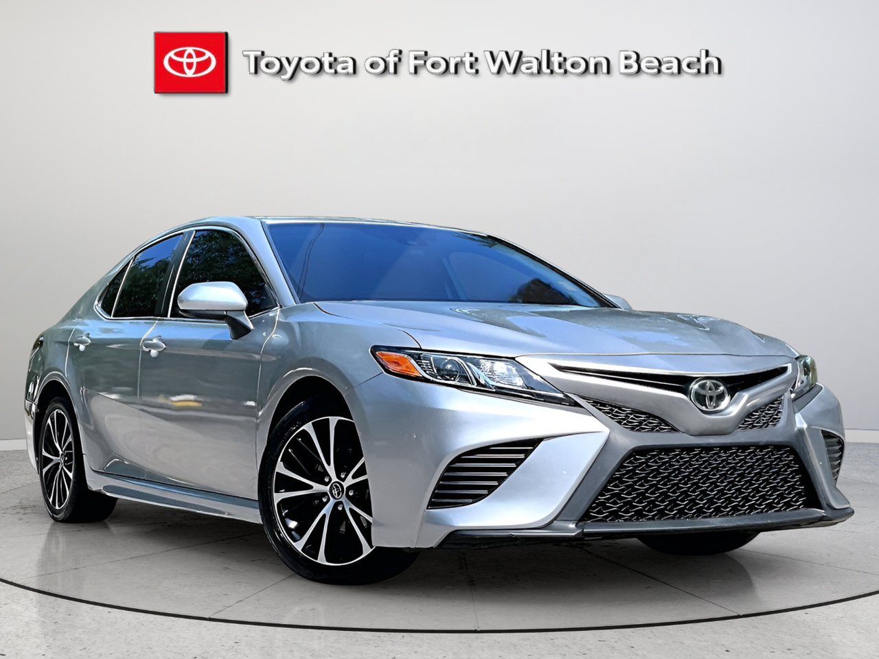 Used 2019 Toyota Camry SE