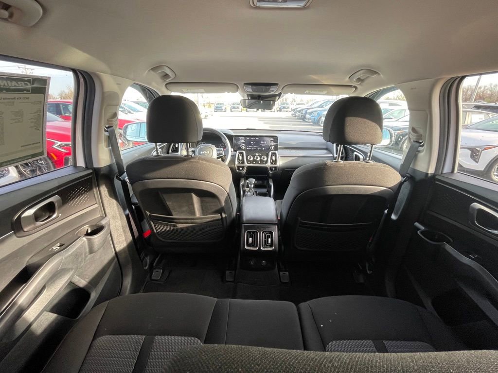 Used 2022 Kia Sorento LX image 23