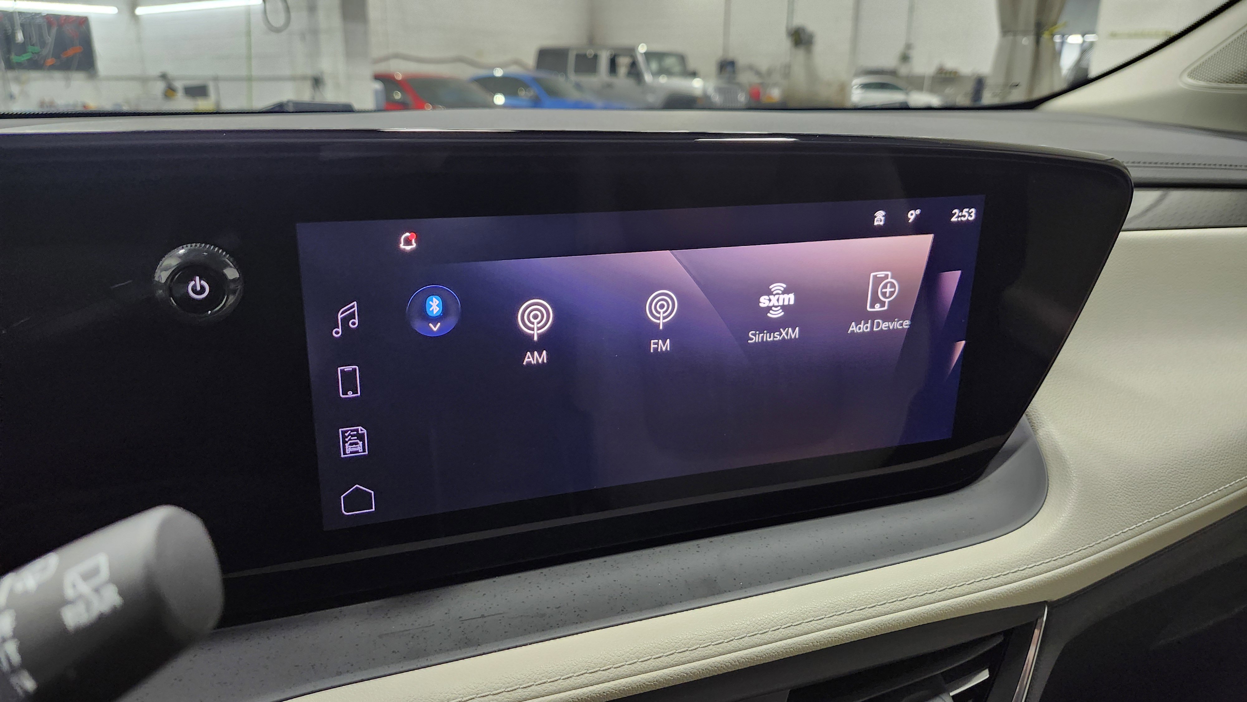 Used 2024 Buick Encore GX Avenir w/ Avenir Convenience Package image 4