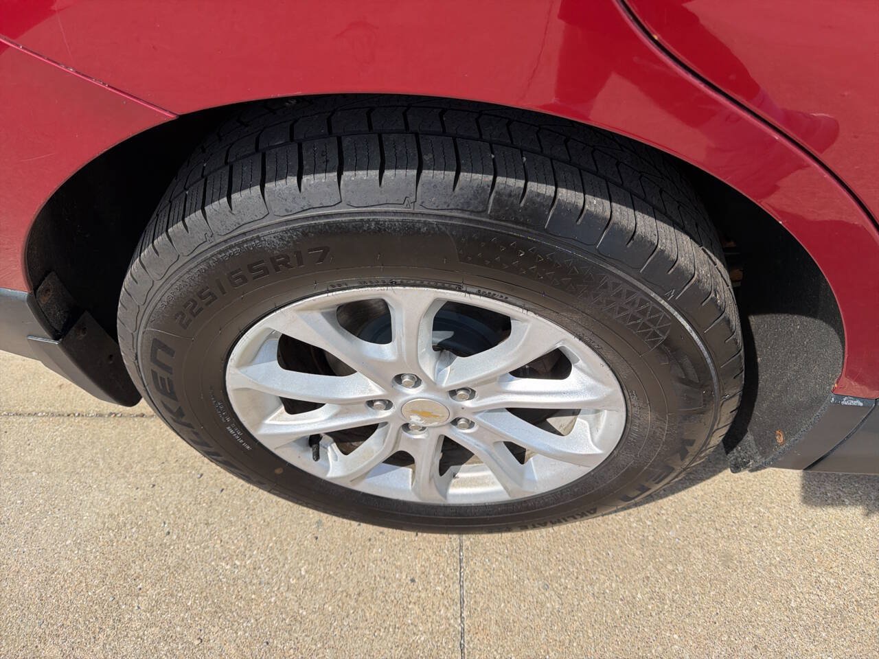 Used 2019 Chevrolet Equinox LT AWD/4WD image 10