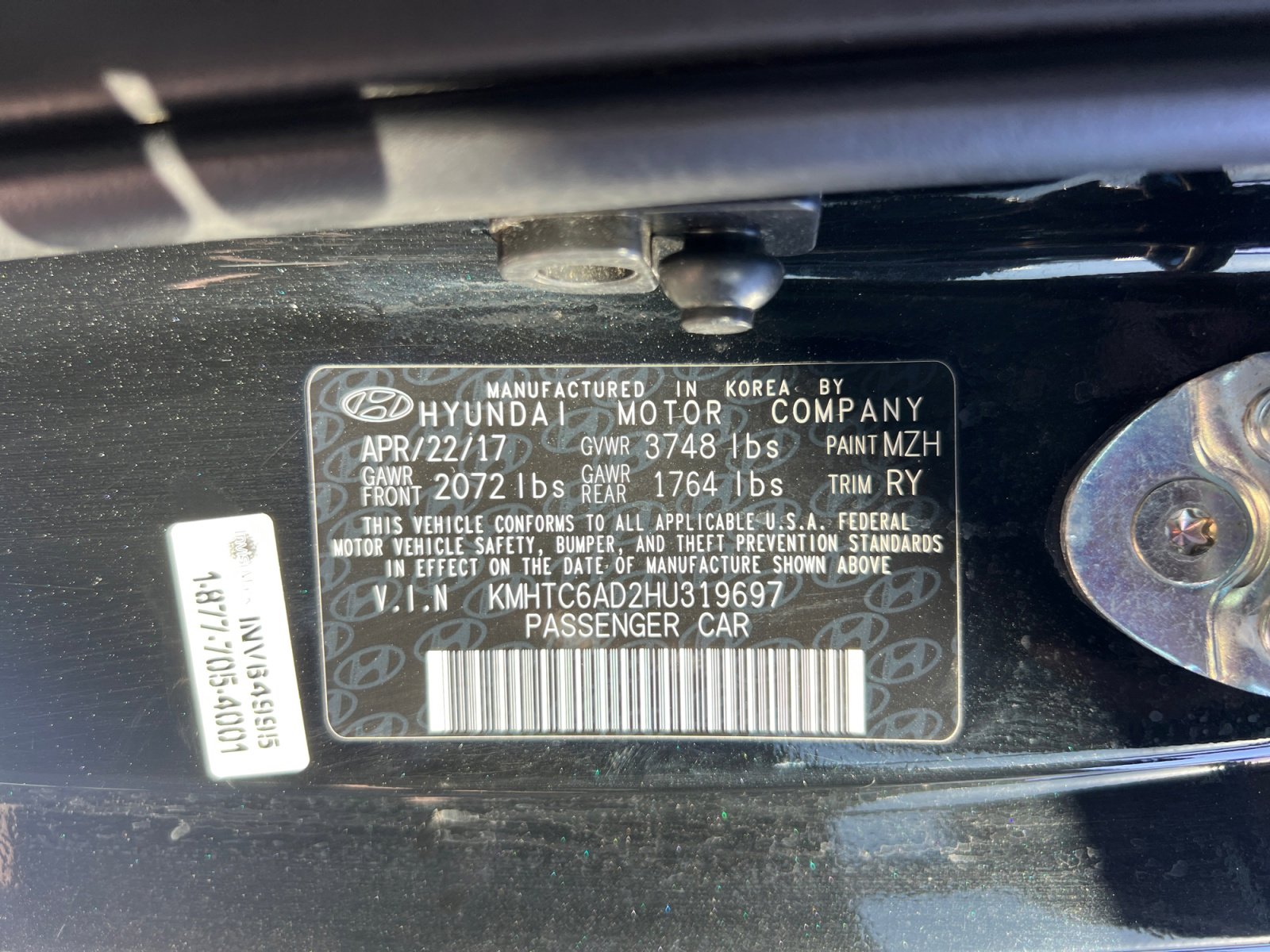 Used 2017 Hyundai Veloster Value Edition image 24