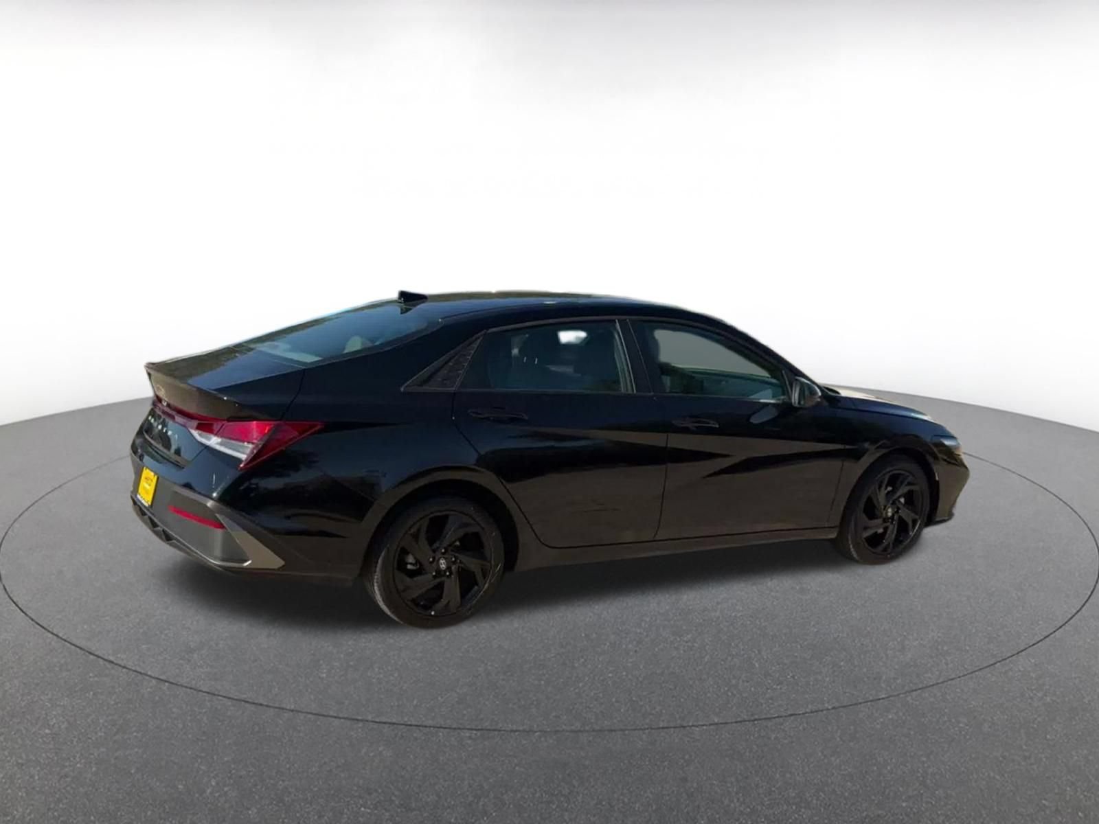 Used 2026 Hyundai Elantra Sport FWD image 14
