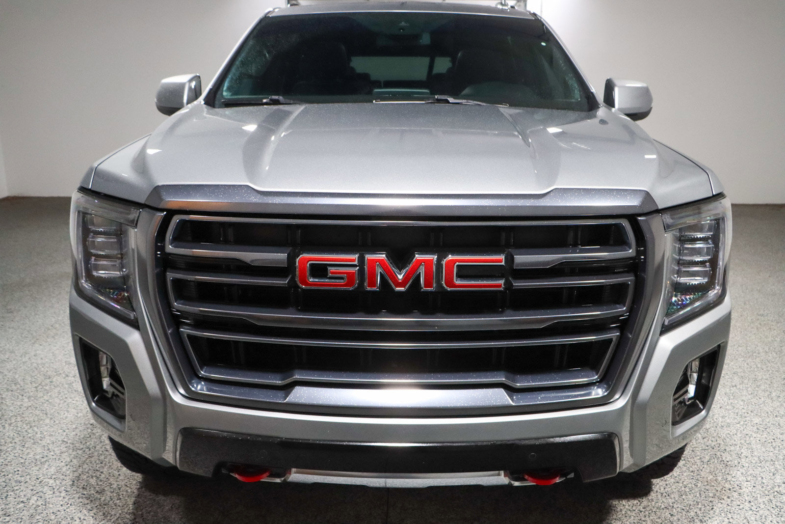 Used 2023 GMC Yukon AT4 AWD/4WD image 4