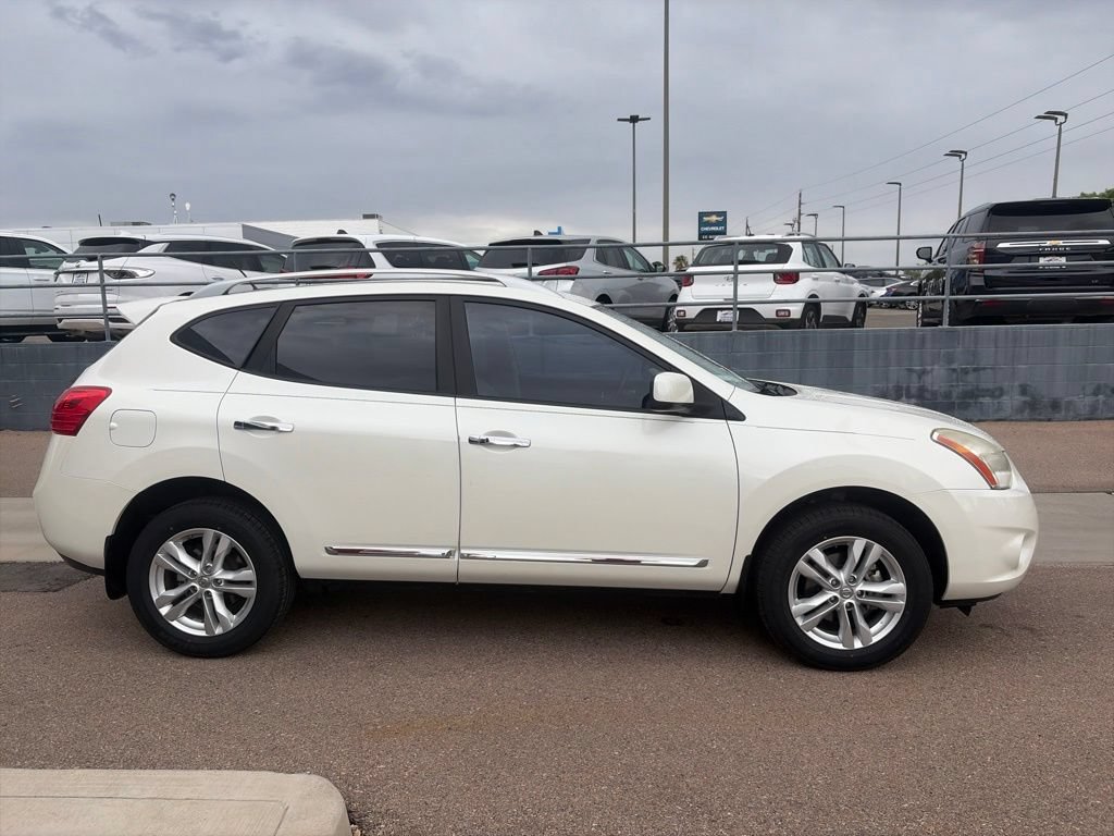 Used 2013 Nissan Rogue SV FWD image 4
