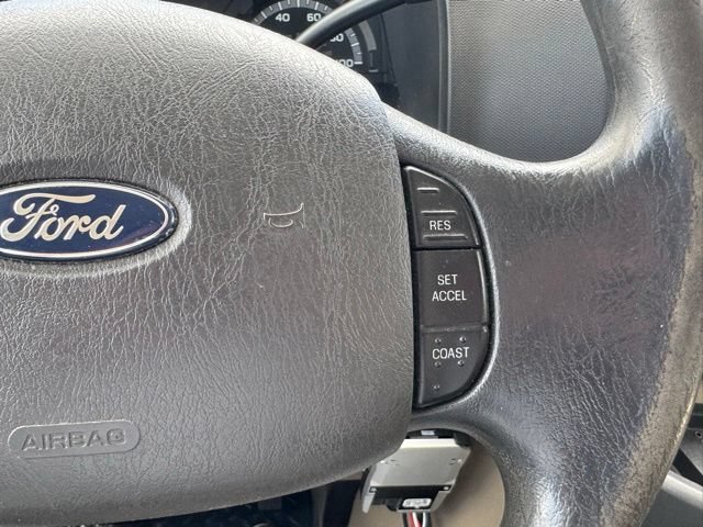 Used 2014 Ford E-350 and Econoline 350 XLT RWD image 35