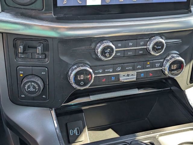 Used 2021 Ford F150 Lariat image 30
