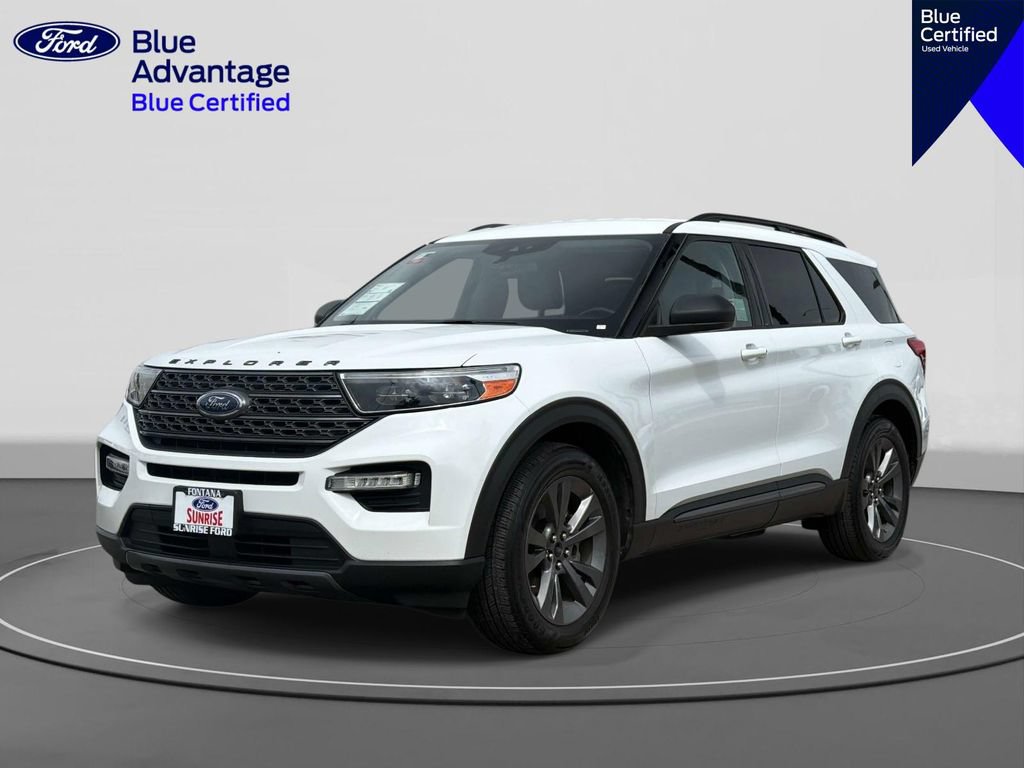 Certified 2021 Ford Explorer XLT w/ Equipment Group 202A RWD image 1
