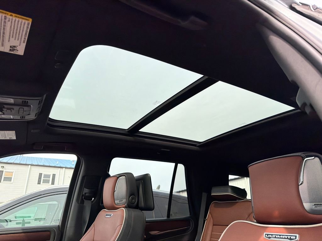 Used 2023 GMC Yukon Denali Ultimate w/ LPO, Floor Liner Package image 33