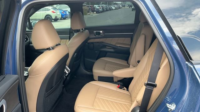 Certified 2025 Kia Sorento SX Prestige w/ Olive Brown Leather Package image 36