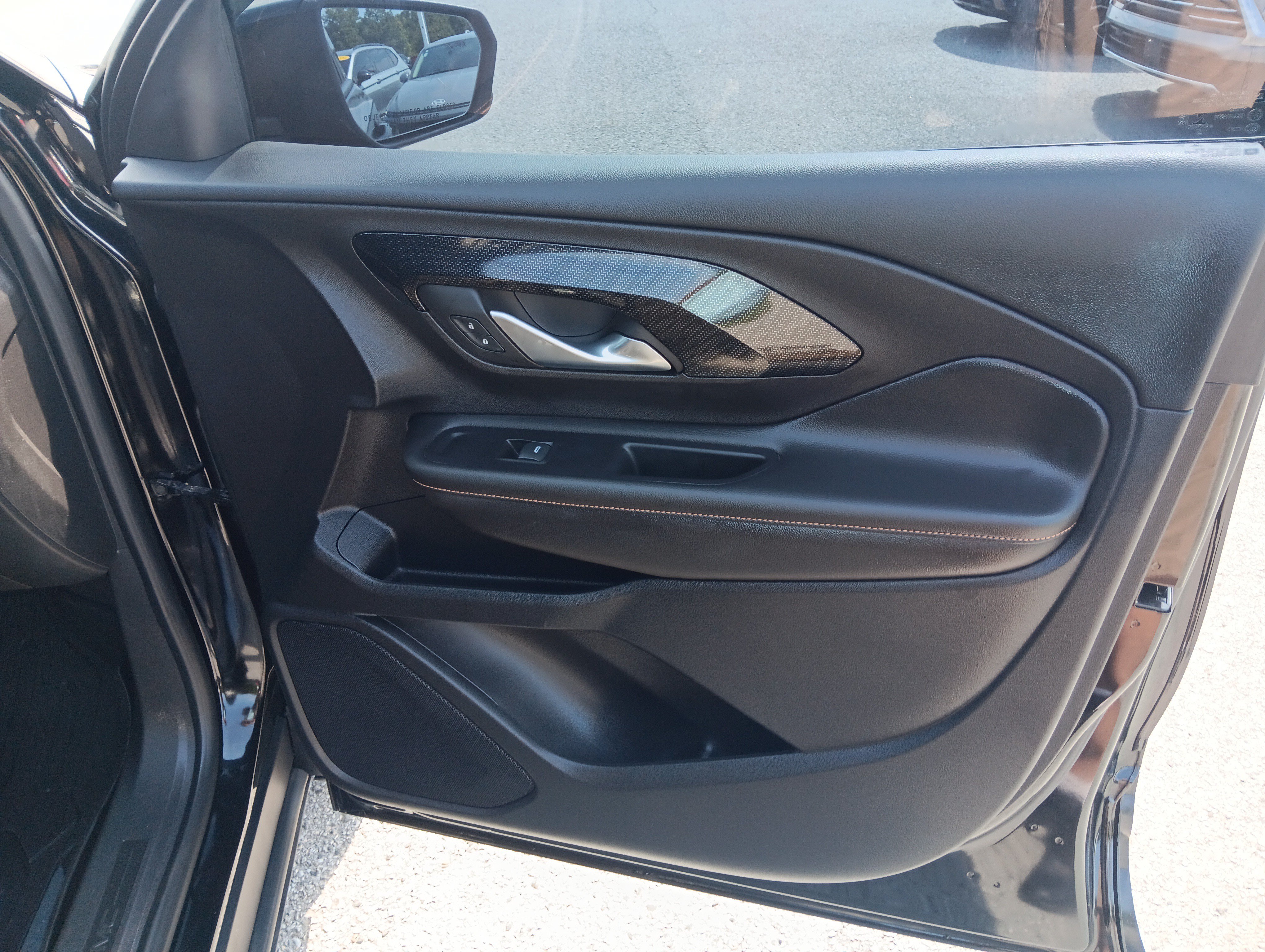 Used 2022 GMC Terrain AT4 w/ LPO, Floor Liner Package AWD/4WD image 21