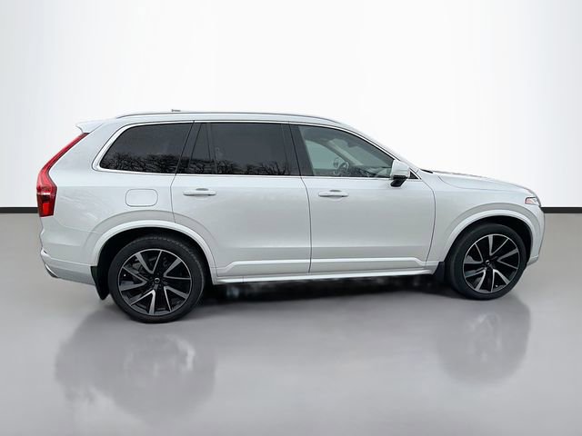 Used 2021 Volvo XC90 T6 Momentum w/ Climate Package image 8