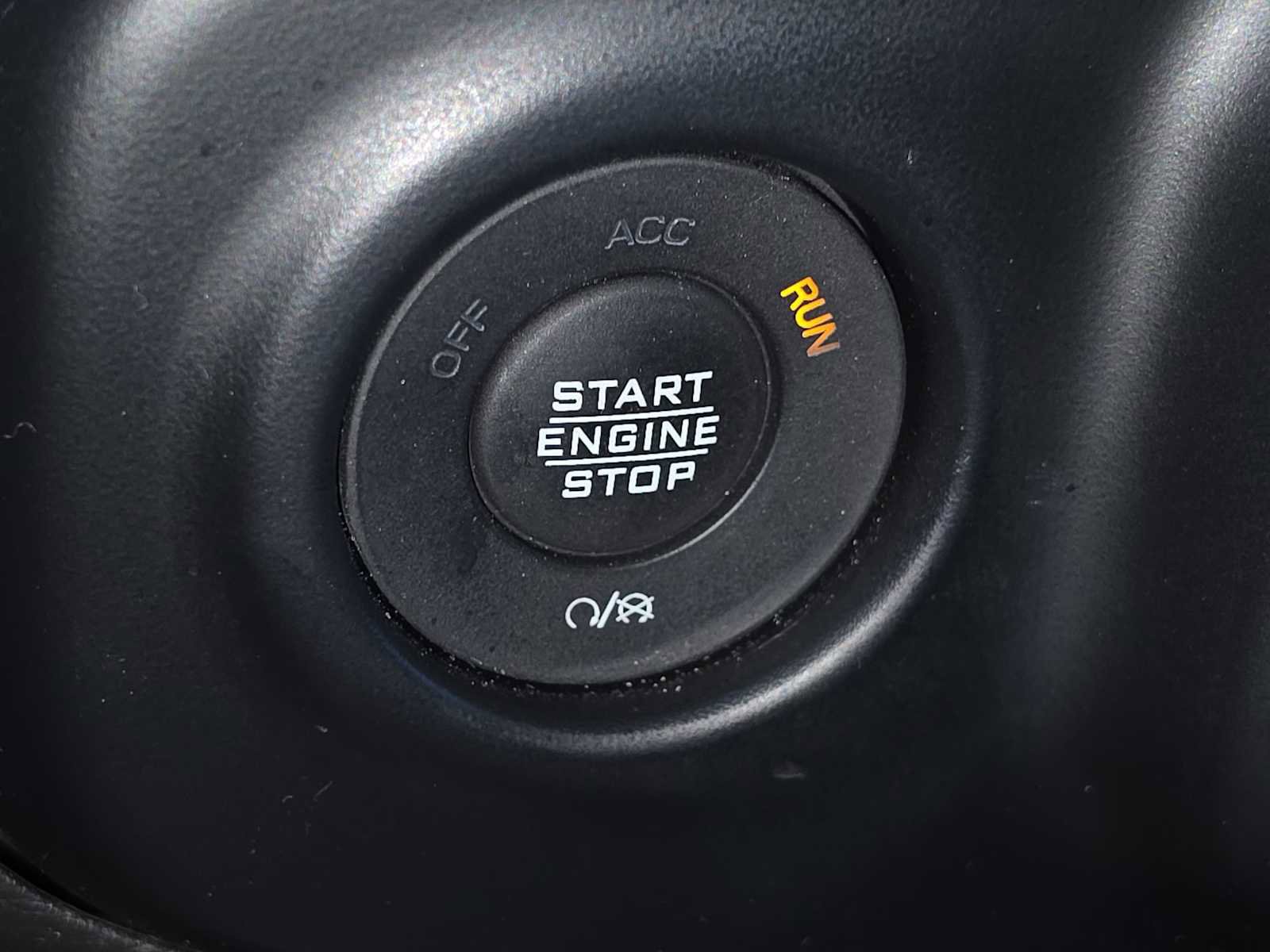 Used 2022 Jeep Gladiator Sport image 24