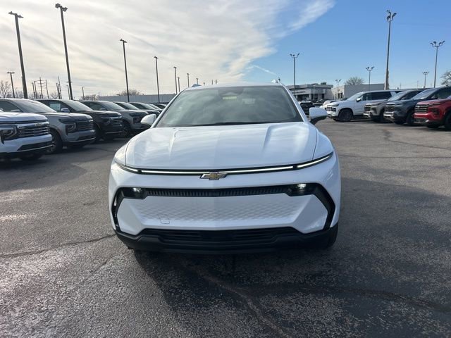 New 2026 Chevrolet Equinox EV LT image 8