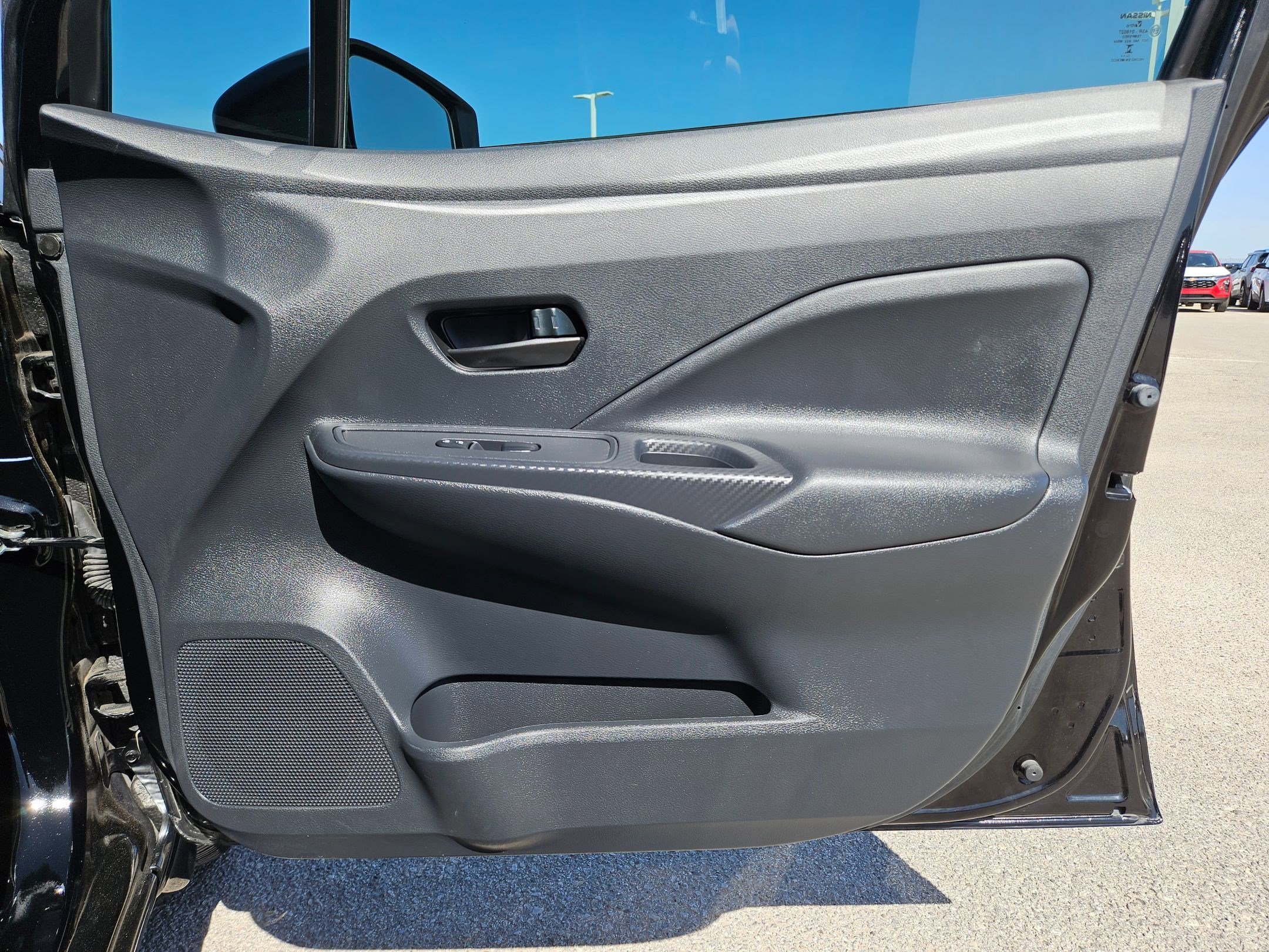 Used 2025 Nissan Versa S w/ S Plus Package image 29