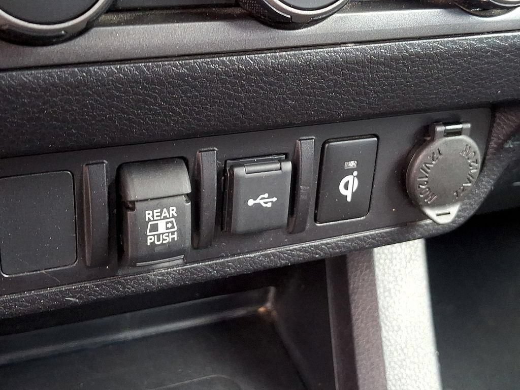 Used 2023 Toyota Tacoma TRD Off-Road AWD/4WD image 27