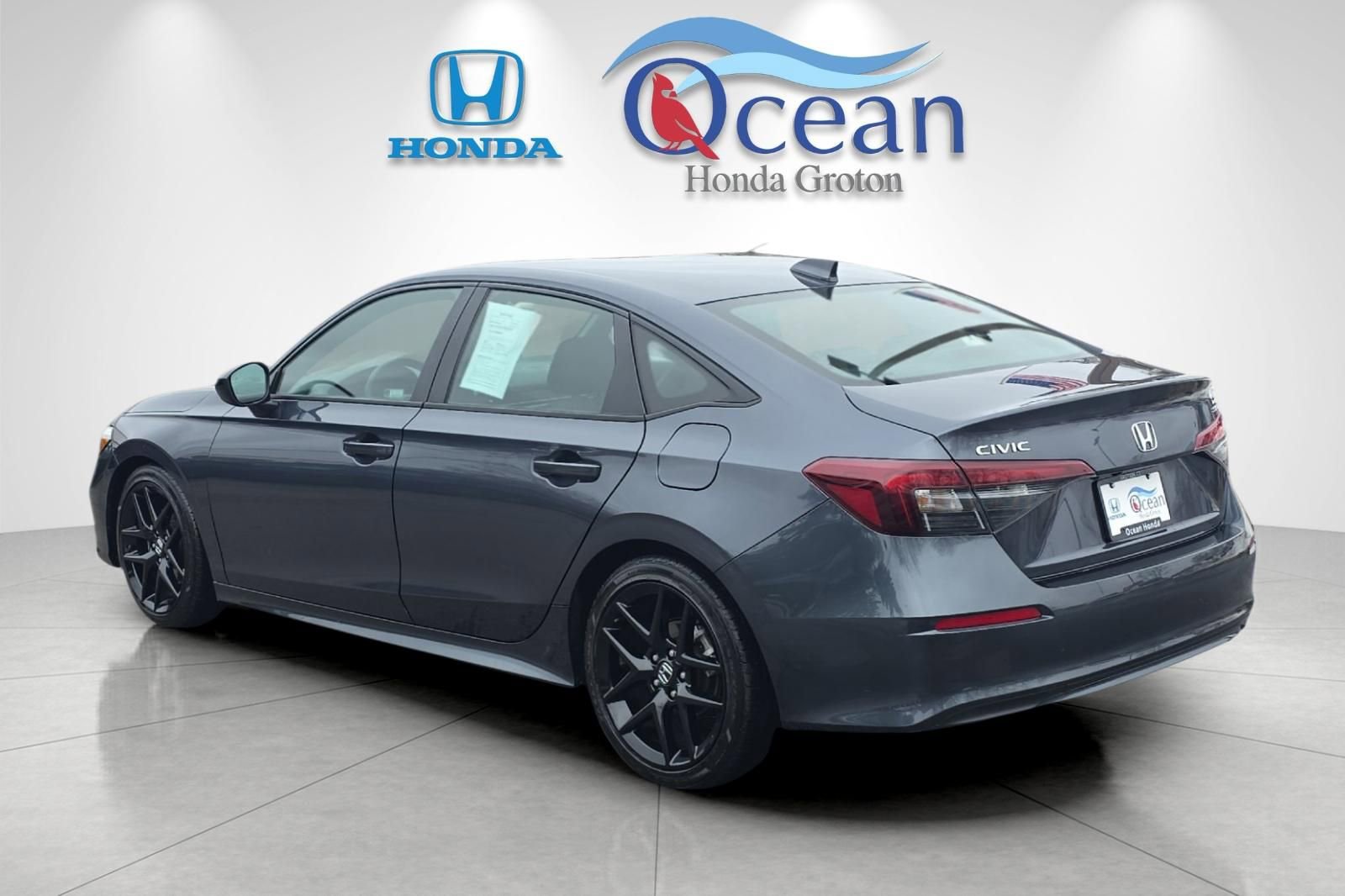 Used 2025 Honda Civic Sport image 5