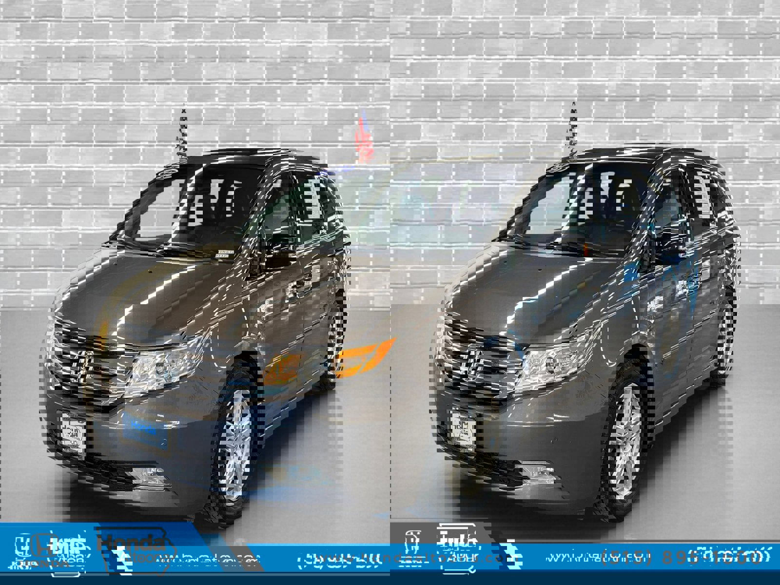 Used 2012 Honda Odyssey Touring image 1