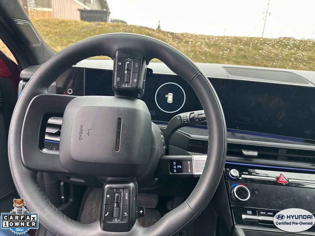 Used 2025 Hyundai Santa Fe Calligraphy image 10