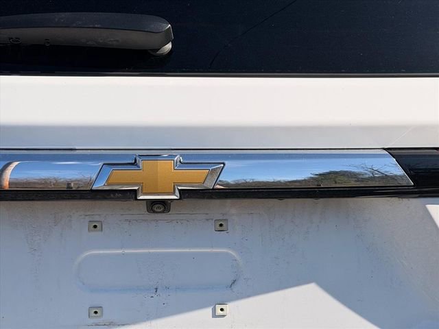 Used 2023 Chevrolet Traverse LT w/ LPO, Floor Liner Package image 23