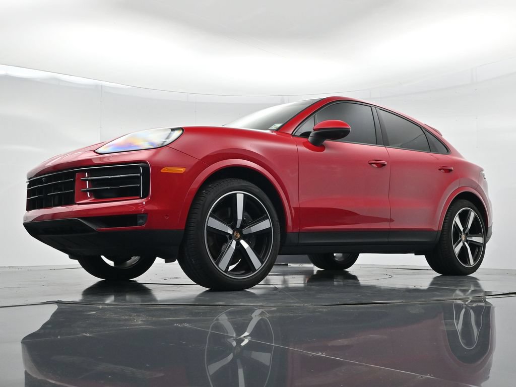 Certified 2025 Porsche Cayenne Coupe AWD/4WD image 24