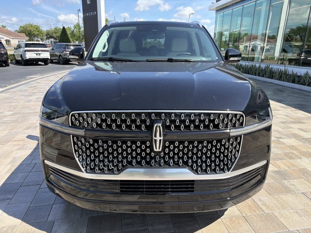 New 2026 Lincoln Navigator L Reserve AWD/4WD image 6