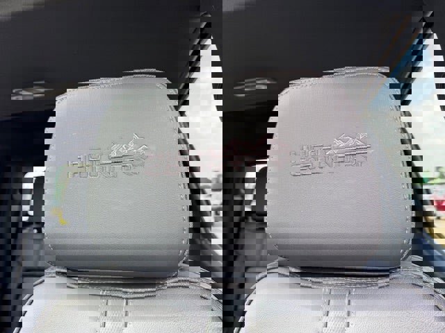 Used 2021 Chevrolet Silverado 1500 High Country w/ Technology Package image 14