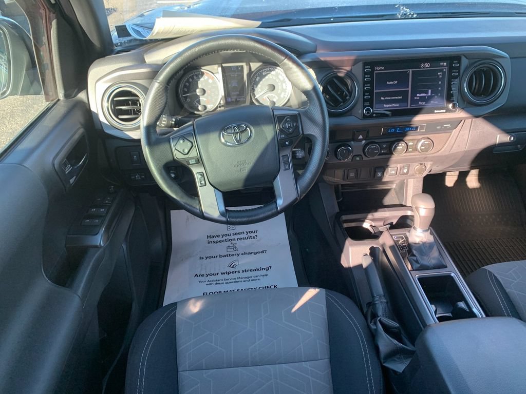 Used 2023 Toyota Tacoma TRD Off-Road AWD/4WD image 17