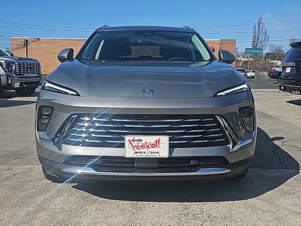 Certified 2025 Buick Envision Preferred image 3