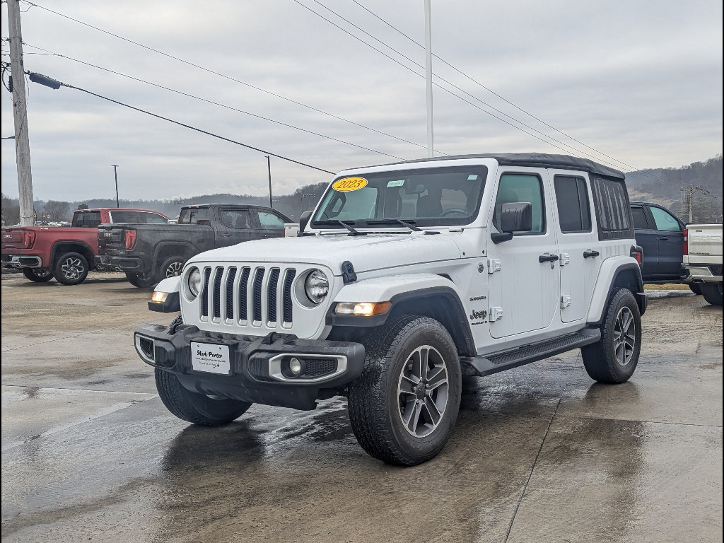 Used 2023 Jeep Wrangler Sahara w/ Cold Weather Group image 1