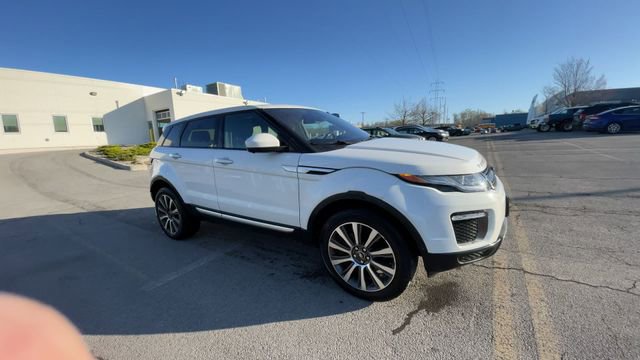 Used 2017 Land Rover Range Rover Evoque HSE AWD/4WD image 2