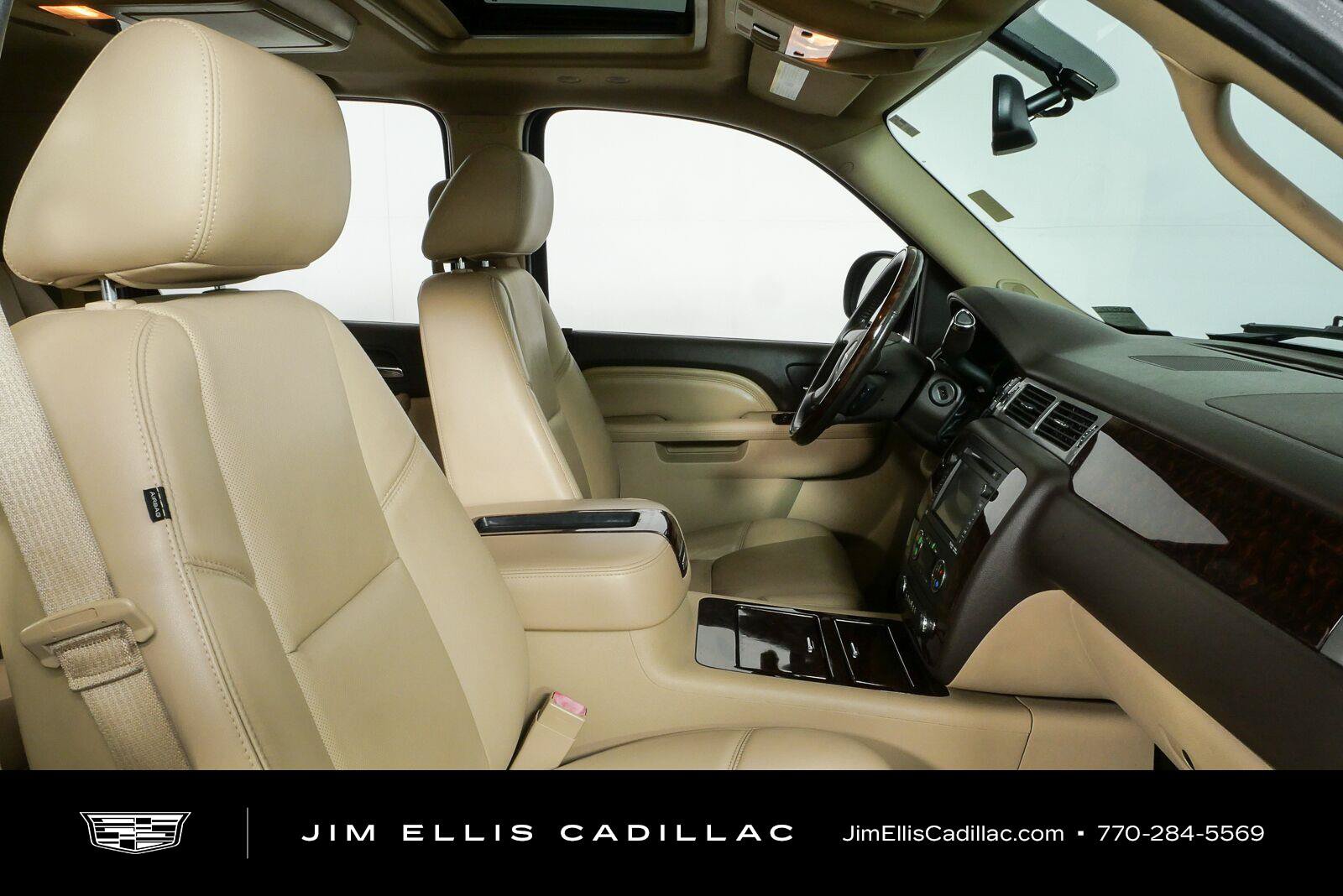 Used 2014 GMC Yukon XL Denali RWD image 21