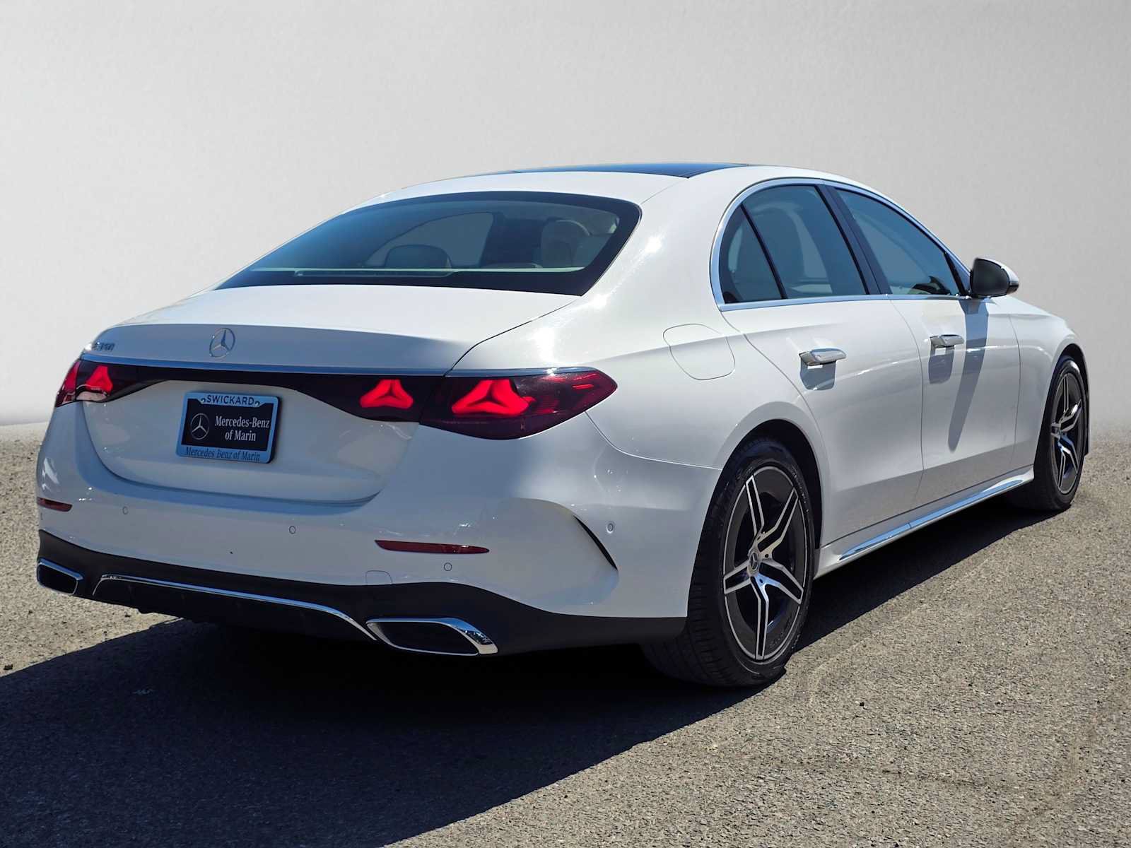 Used 2025 Mercedes-Benz E 350 Sedan w/ Winter Package image 3