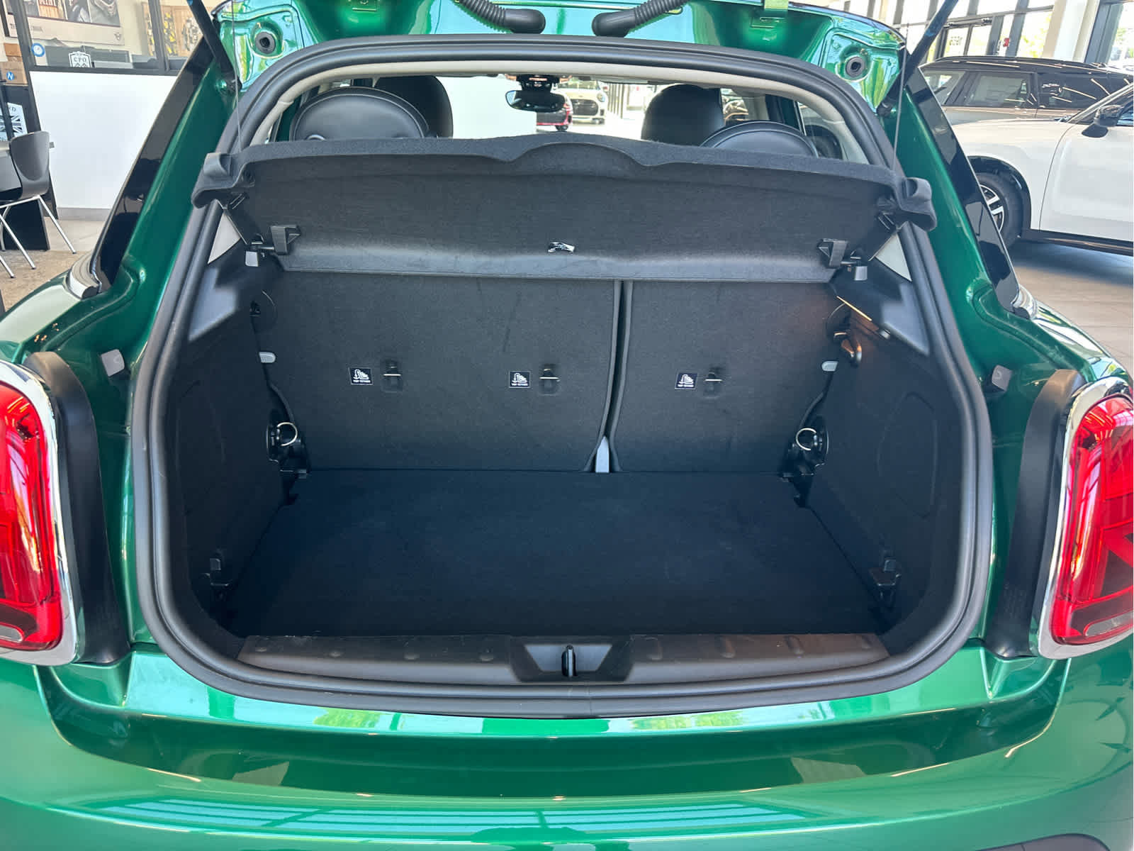 Certified 2022 MINI Cooper S FWD image 7
