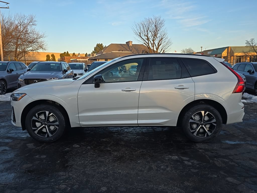 New 2026 Volvo XC60 B5 Core w/ Climate Package AWD/4WD image 3