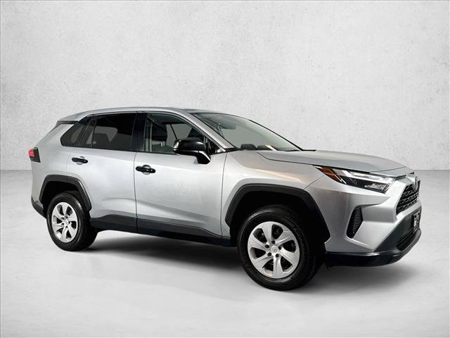 Used 2024 Toyota RAV4 LE FWD image 7