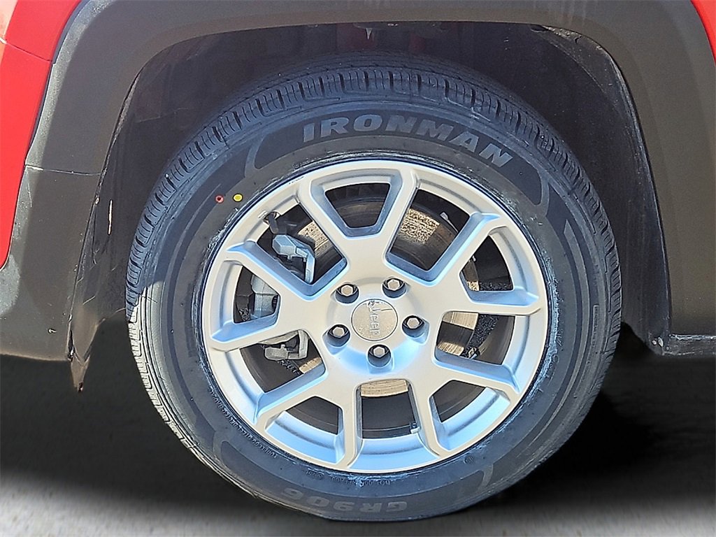 Used 2020 Jeep Renegade Latitude image 10